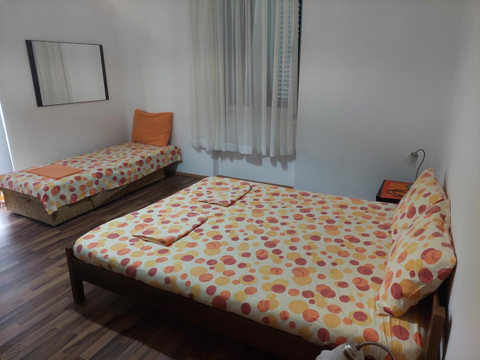Kjara Apartments 티바트 외부 사진