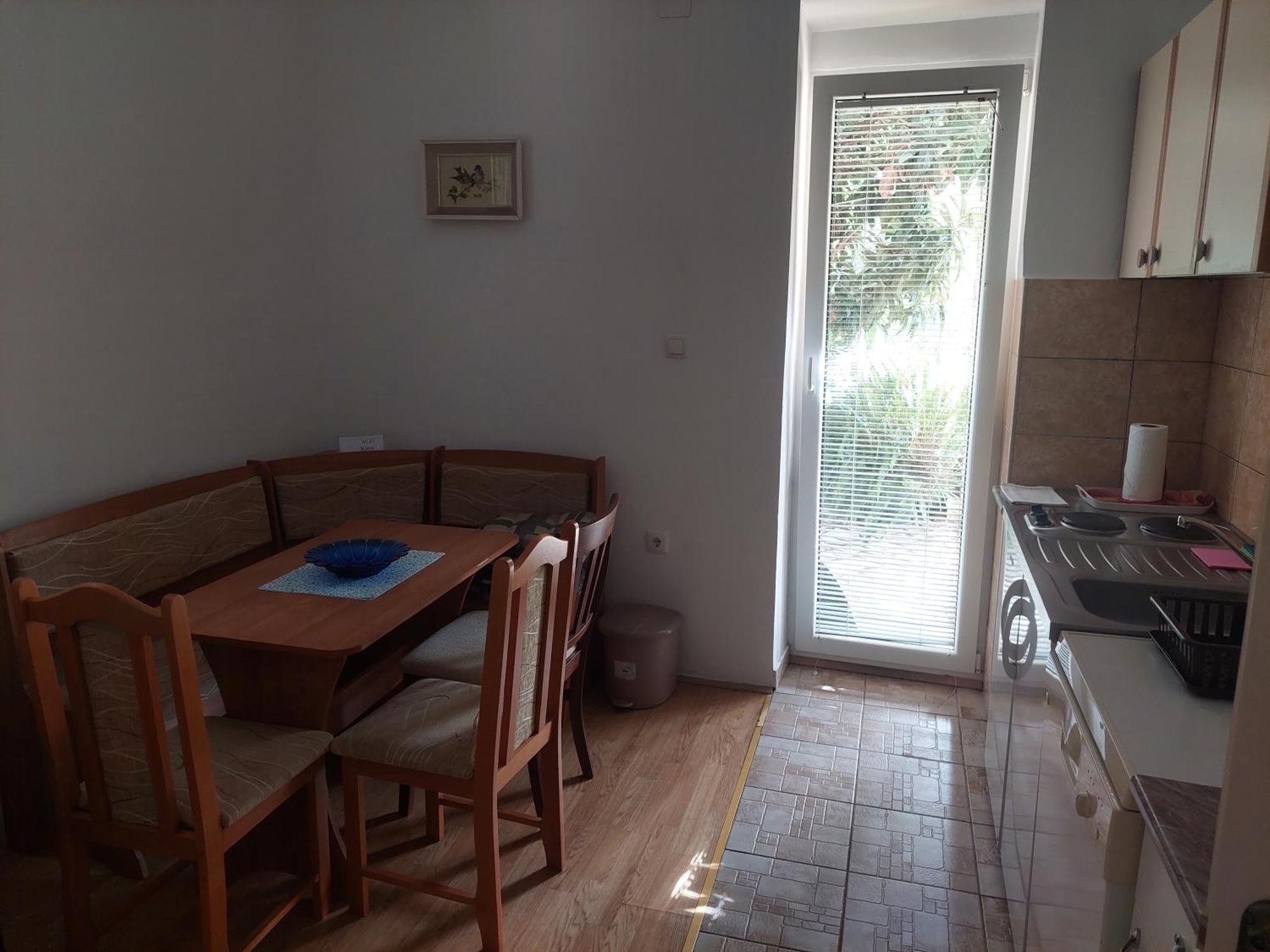 Kjara Apartments 티바트 외부 사진