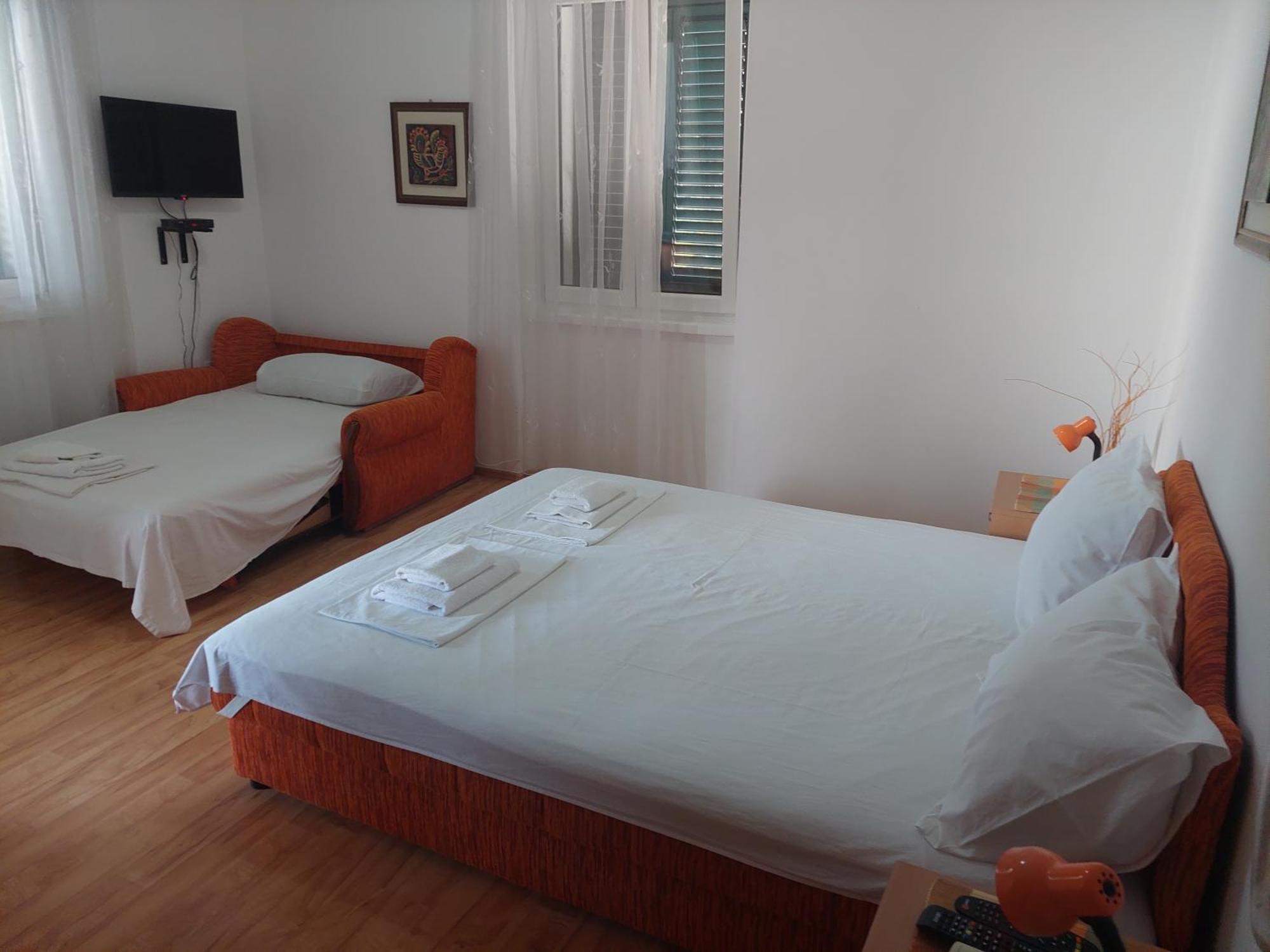 Kjara Apartments 티바트 외부 사진