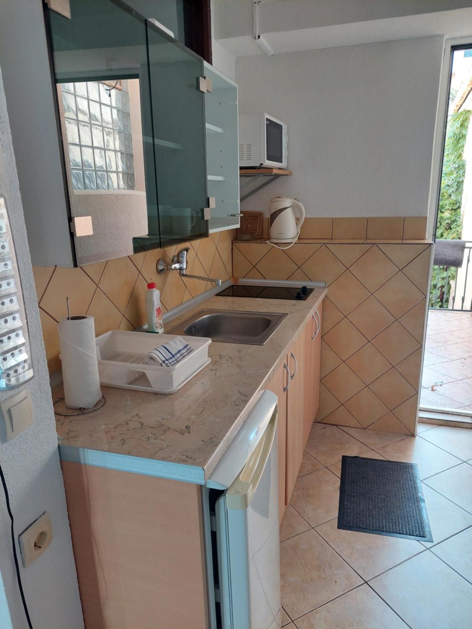 Kjara Apartments 티바트 외부 사진