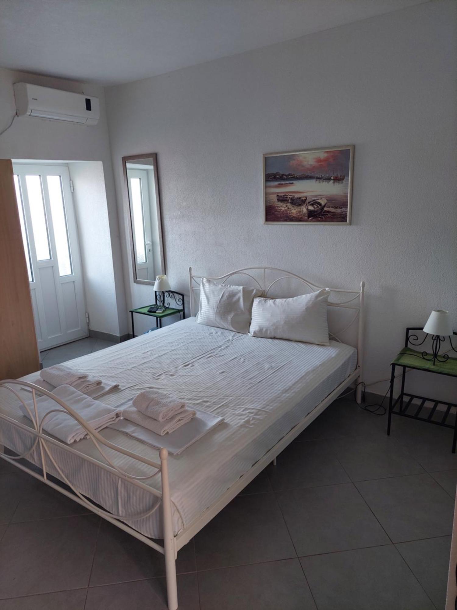 Kjara Apartments 티바트 외부 사진