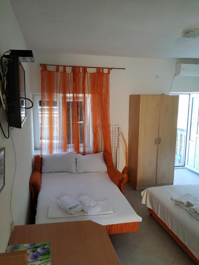 Kjara Apartments 티바트 외부 사진
