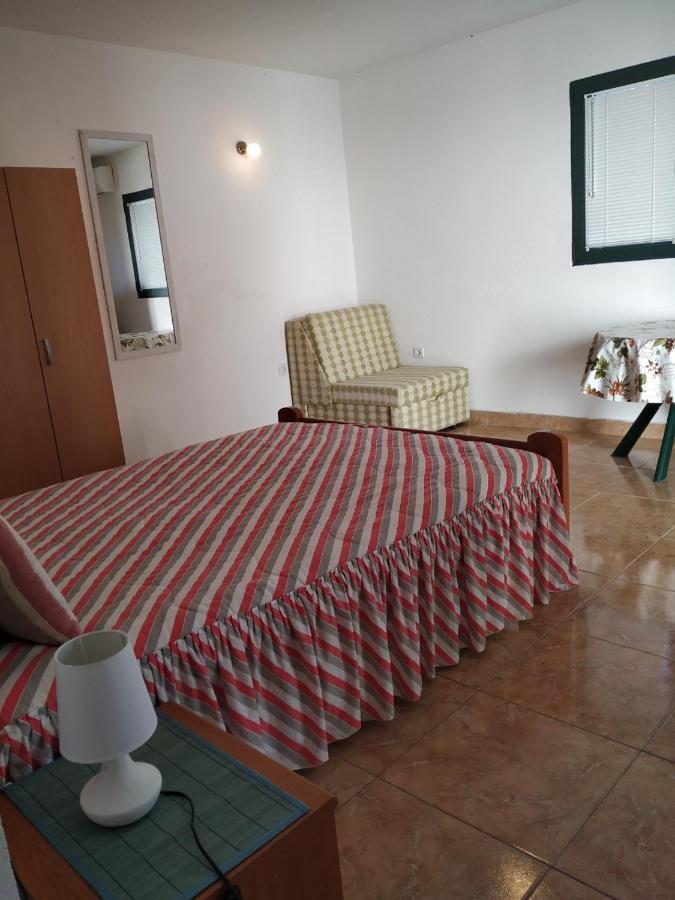 Kjara Apartments 티바트 외부 사진